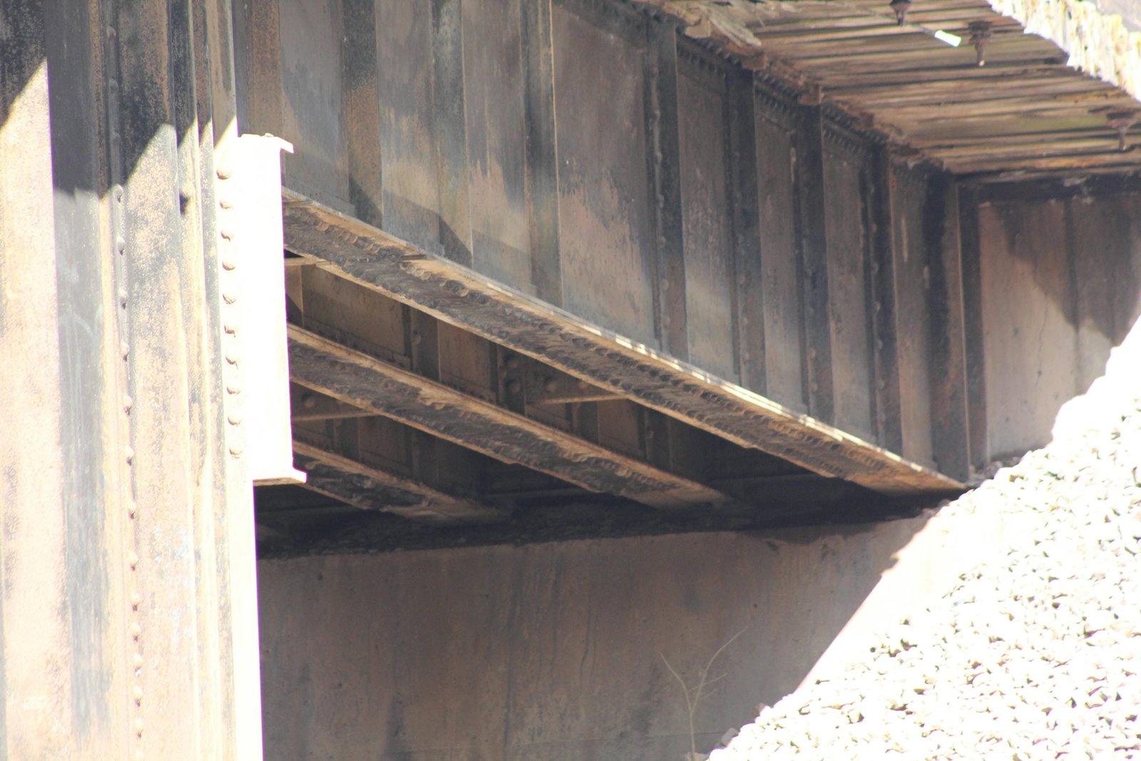 North span details